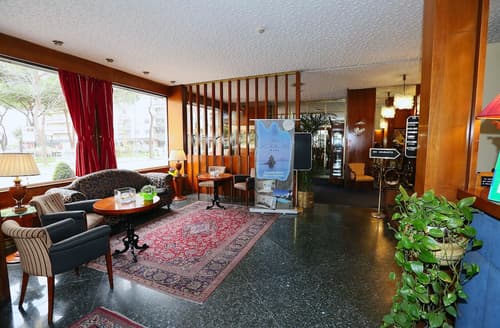 Hotel Royal Palace, Primary image