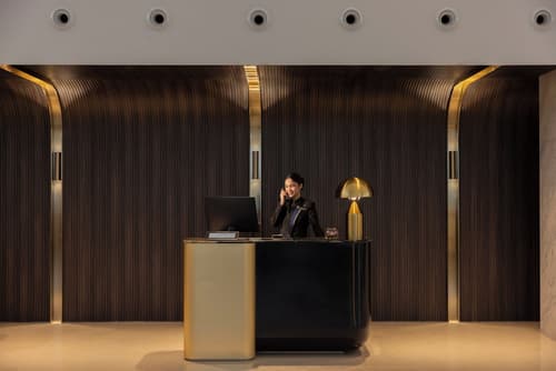 Wyndham Singapore Hotel, Reception