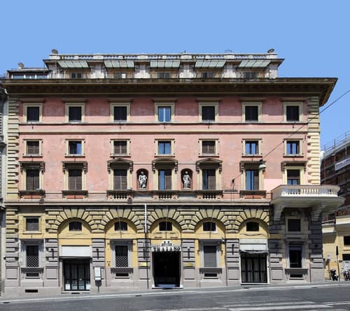 Traiano Hotel, Front of property