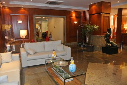 Augusto's Rio Copa Hotel, Interior entrance