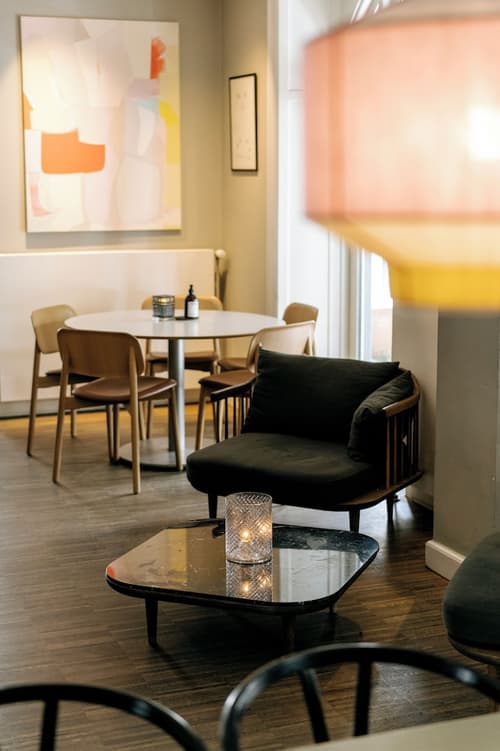 Ibsens Hotel, Reception