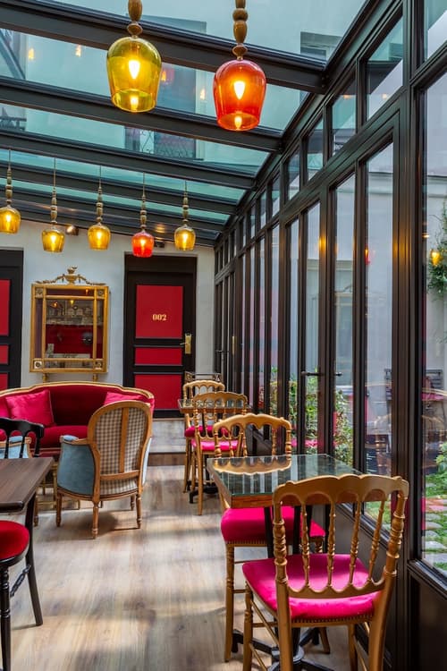 Hôtel Sacha, Lobby sitting area