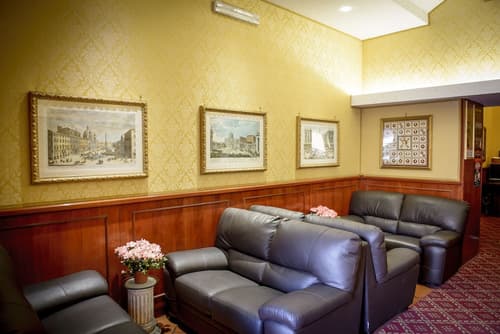 Hotel Emmaus, Lobby lounge