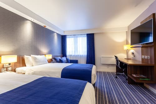 Holiday Inn Express Edinburgh Airport by IHG, Room