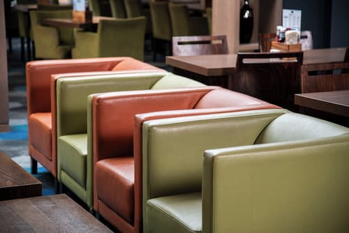 Holiday Inn Express Edinburgh Airport by IHG, Lobby sitting area