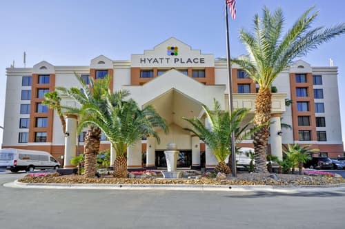Hyatt Place Las Vegas, Exterior