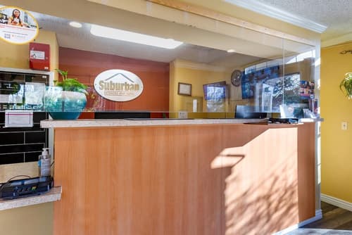 Suburban Studios Albuquerque Uptown, Lobby