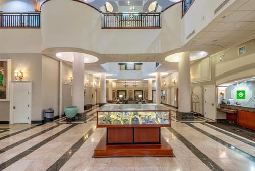 Wyndham Garden Hotel Baronne Plaza, Lobby