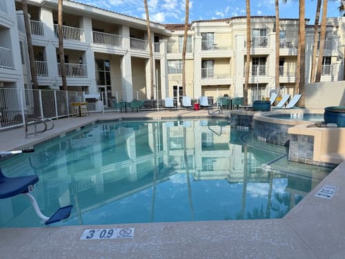 Home2 Suites by Hilton Scottsdale Old Town, Pool