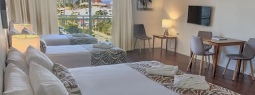 Cairns Plaza Hotel, Room