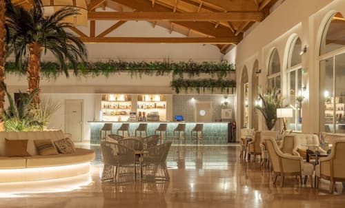 Aparthotel ILUNION Sancti Petri, Lobby lounge