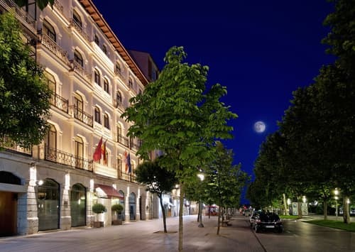 Hotel Valladolid Recoletos, Front of property