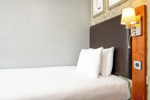 London Croydon Aerodrome Hotel, BW Signature Collection, Room