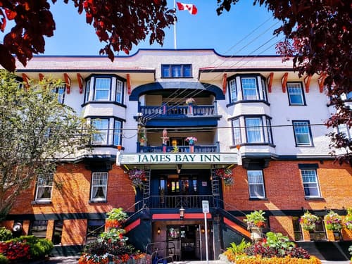 James Bay Inn Hotel & Suites, Primary image
