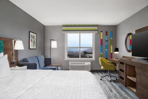 Hampton Inn by Hilton Kamloops, Room