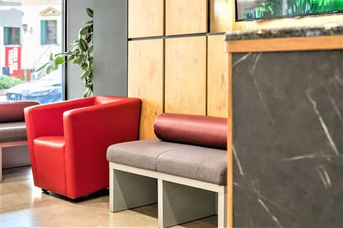 Hotel Centrale, Reception