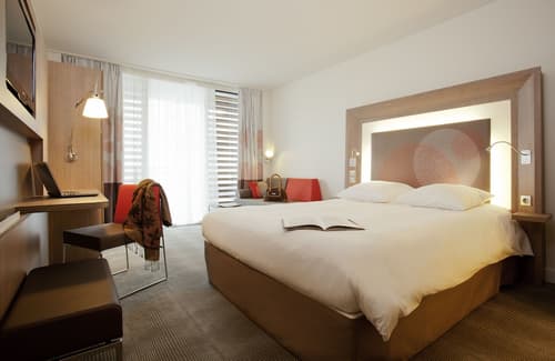 Novotel Paris 17, Room