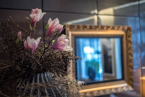 Bavaria Boutique Hotel, Reception