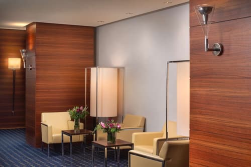 NH Bologna Villanova, Lobby