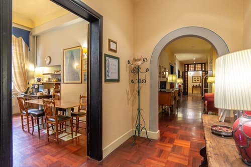 Hotel Bonifacio, Reception