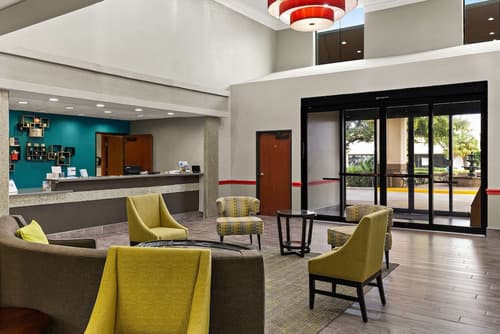 Best Western Galleria Inn & Suites, Lobby