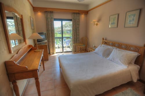 Saint Patrick's Hotel, Room