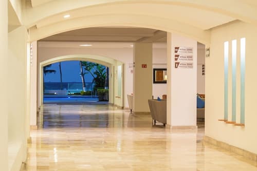 Beachscape Kin ha Villas & Suites, Reception