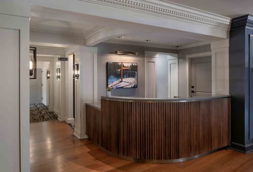 Portland Harbor Hotel, Reception