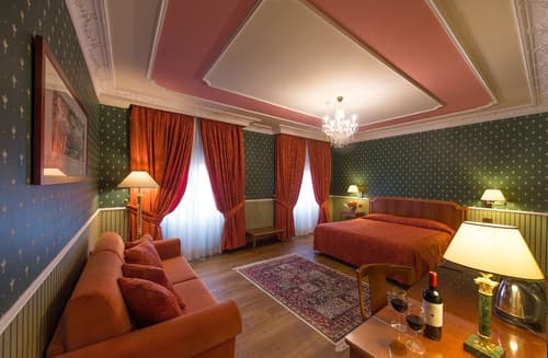 Strozzi Palace Hotel, Room
