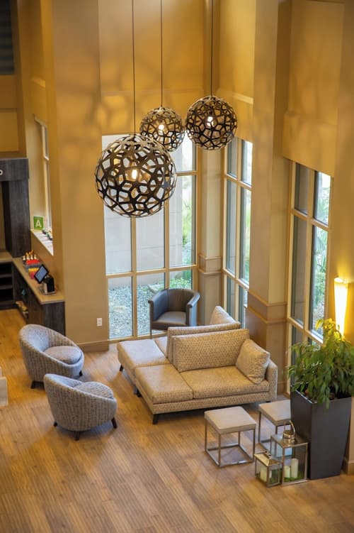 Hilton Garden Inn Los Angeles Montebello, Lobby