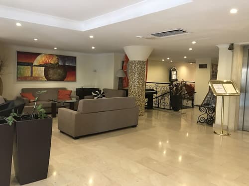 The Windsor Hotel, Lobby sitting area