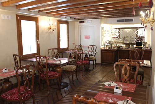 Hotel Casanova Venezia, Breakfast area