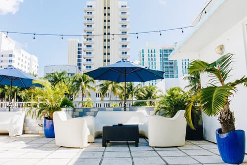 Aqua Hotel & Suites, Courtyard