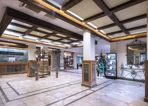 Hotel Vielha Val d'Arán, Affiliated by Meliá, Interior entrance