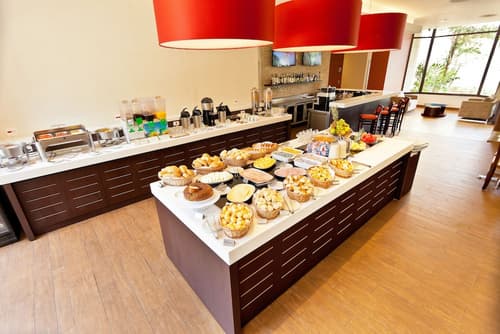 Hotel Panamby Guarulhos, Buffet