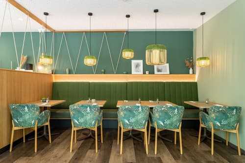 The Weekend Hotel, Breakfast area