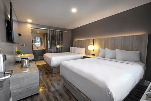 Oasis at Gold Spike, Room