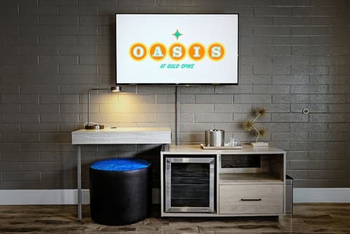 Oasis at Gold Spike, Room