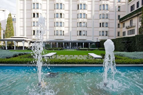 Grand Visconti Palace, Primary image