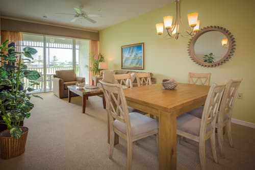 GreenLinks Golf Villas at Lely Resort, In-room dining