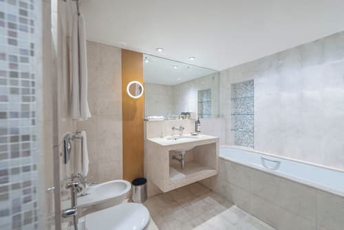 Hyatt Regency Dubai, Room