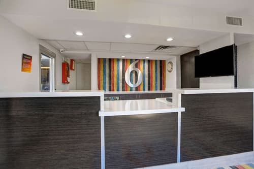 Motel 6 Amarillo, TX - Airport, Lobby
