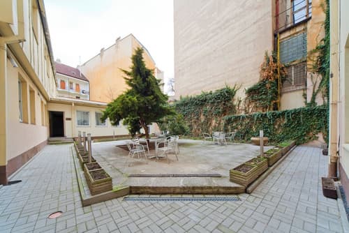 Hotel White Lion, Garden