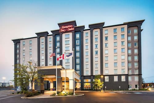 Hampton Inn & Suites by Hilton Toronto Airport, Primary image