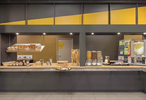 B&B HOTEL ROUEN Centre, Breakfast buffet