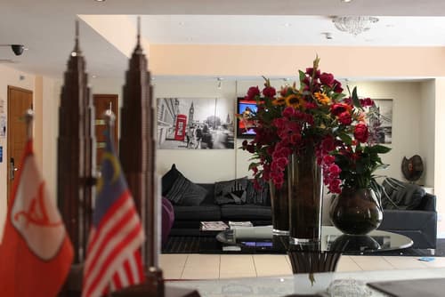 Grand Plaza Serviced Apartments, Reception