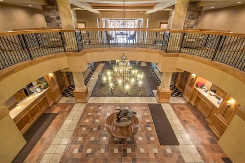 The Chateaux Deer Valley, Lobby