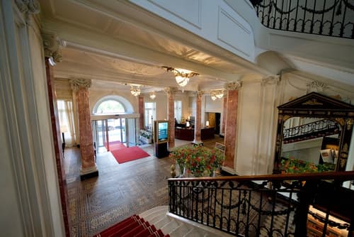 Hotel Schweizerhof Luzern, Lobby