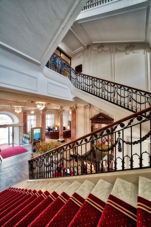 Hotel Schweizerhof Luzern, Lobby