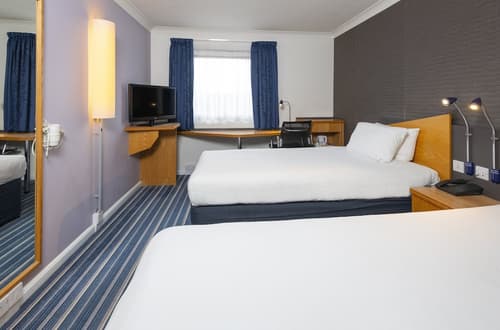 Holiday Inn Express Inverness by IHG, Room